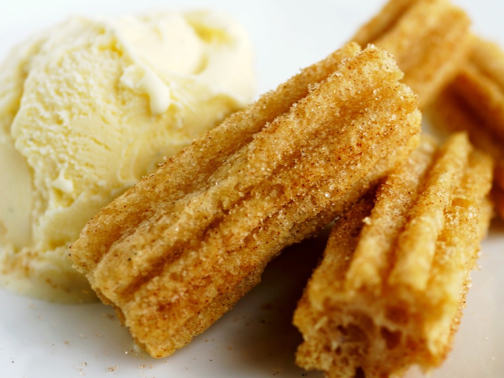 カフェで人気のチュロス