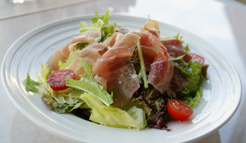 生ハムのサラダ