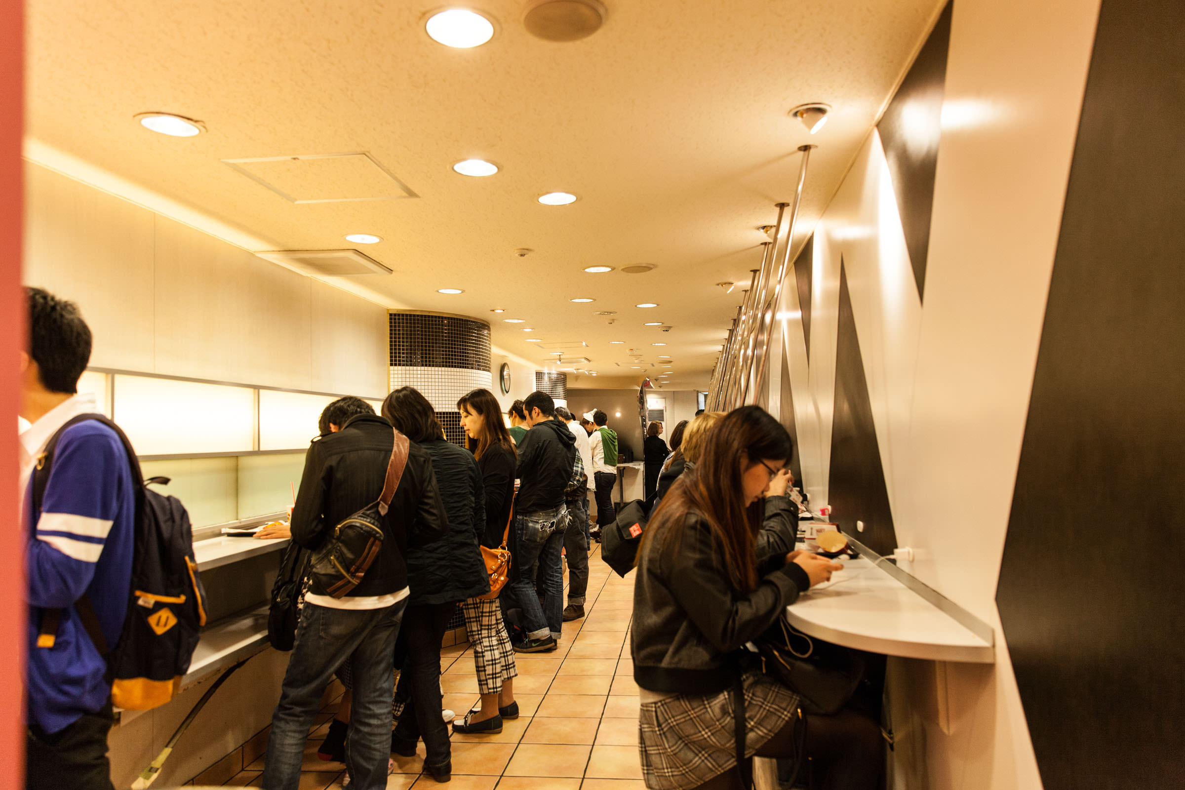 マクドナルド新梅田店